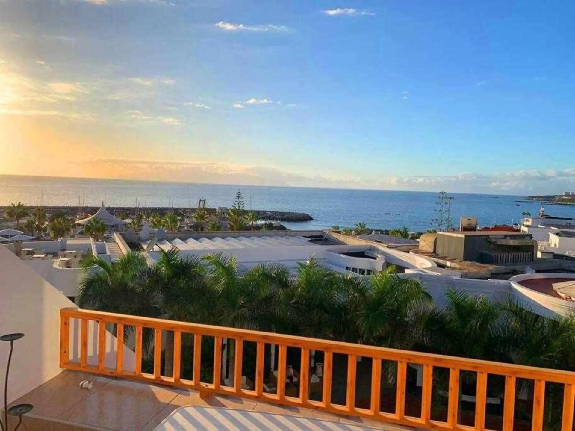 Atico Con Impresionantes Vistas Al Mar L220 Apartment Адехе Екстериор снимка